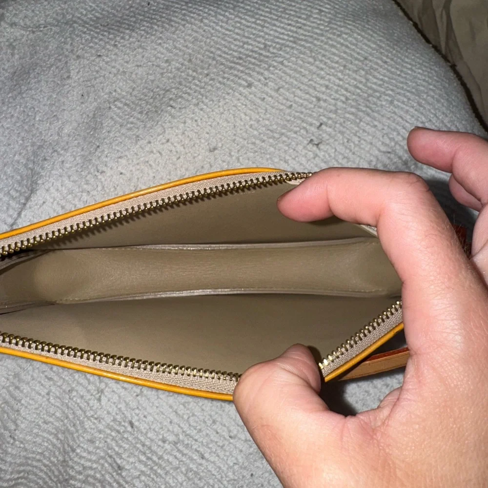 🛑 SOLD 🛑 Louis Vuitton LV Vernis Lexington Yellow ✅ COA included - Picture 15 of 16